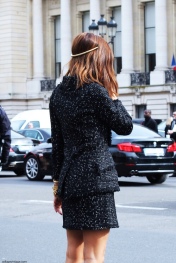 la-modella-mafia-Christine-Centenera-2013-fahion-editor-chic-street-style-Chanel-suit-Celine-sunglasses-and-Balenciaga-metal-headpiece-2